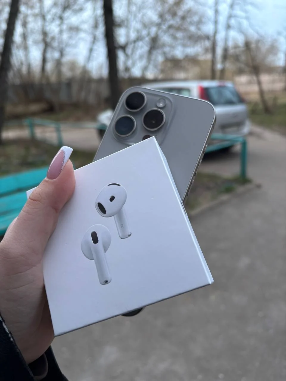 AirPods 4 - изображение 1