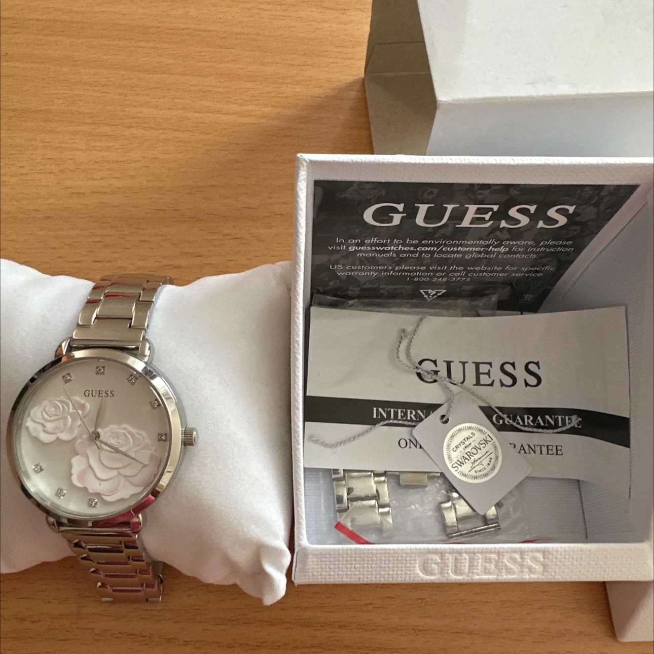 Женские Часы Guess - миниатюра 3