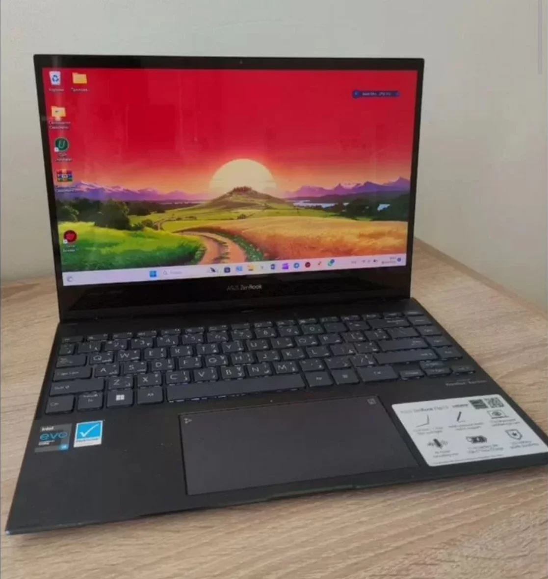 Asus ZenBook Flip 13 oled — Ультрабук 2-в-1 - изображение 1