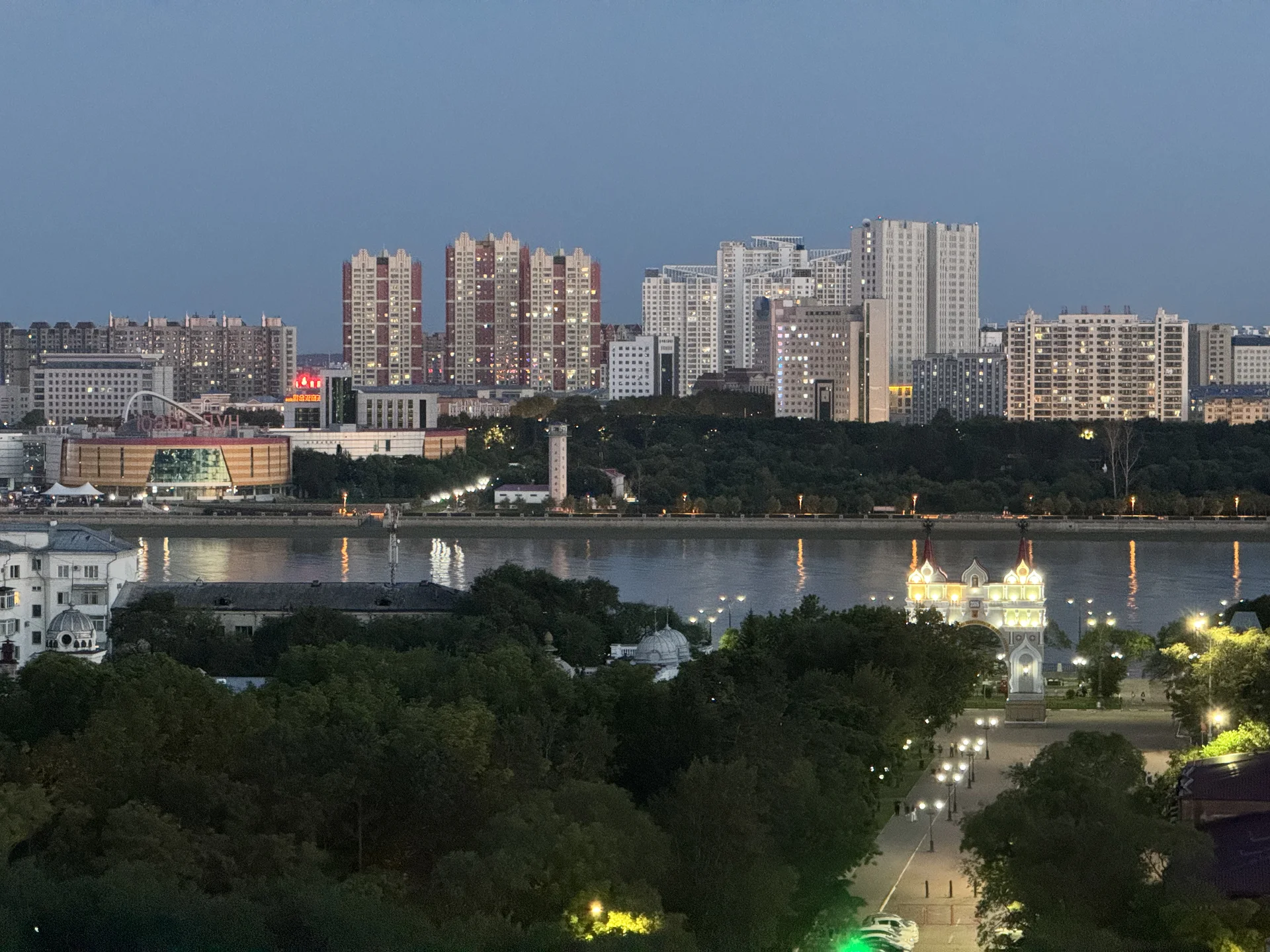Квартира с видом на Китай. - миниатюра 2