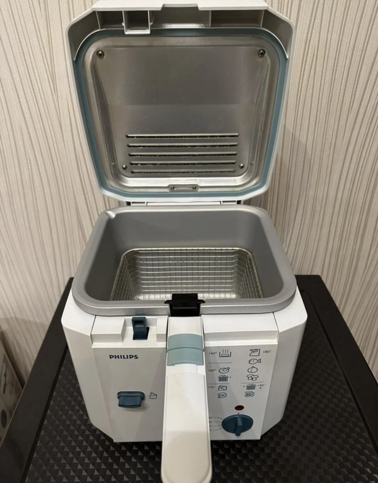 Фритюрница Philips HD 4271/A - миниатюра 2