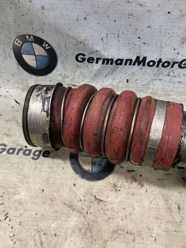 Патрубок интеркулера BMW X5 E70 M57D30 - миниатюра 4
