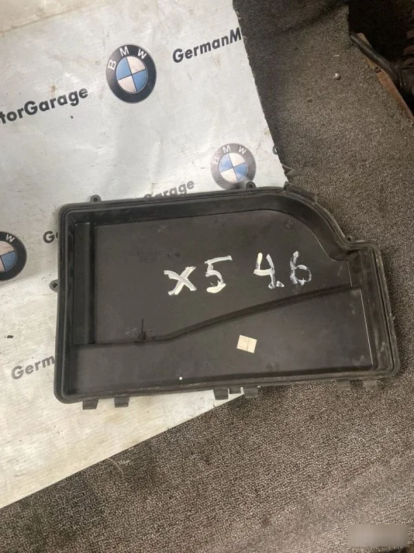 Крышка ЭБУ BMW X5 E53 - изображение 1