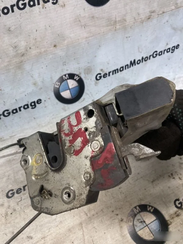 Замок двери задний правый BMW 5 E34 2.0 1988-1996 - миниатюра 2