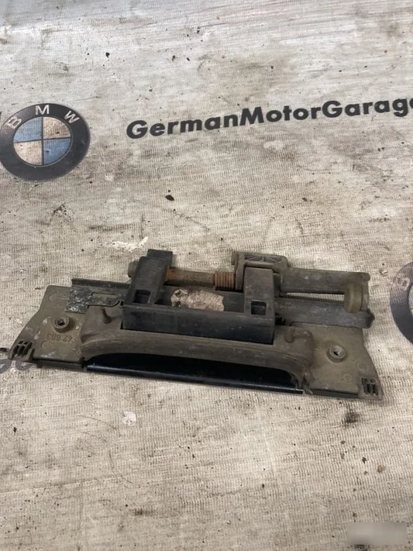 Ручка задняя правая BMW 5 E34 2.0 1988-1996 - миниатюра 2