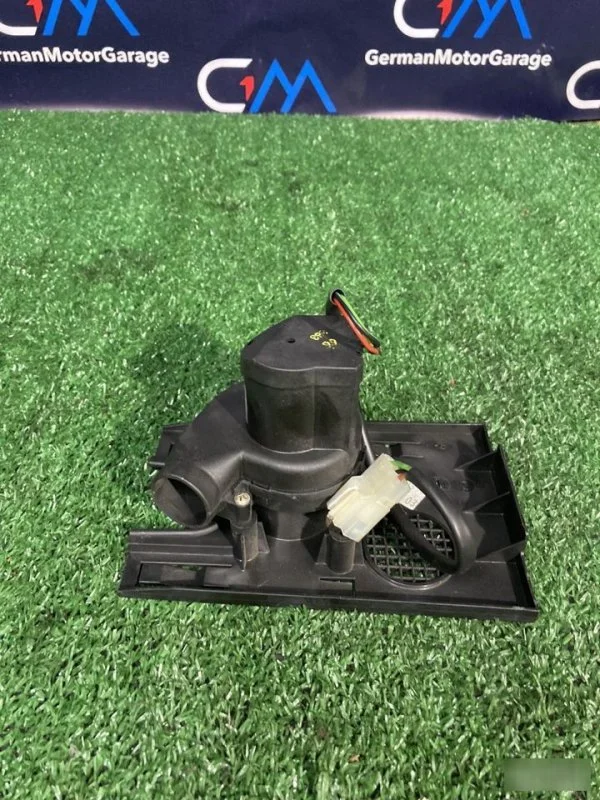 Вентилятор отсека ЭБУ BMW 5 E39 - миниатюра 3