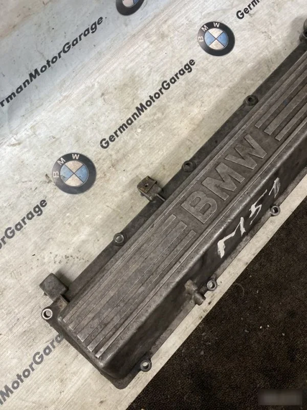 Клапанная крышка BMW 5 E34 2.5 1988-1996 - миниатюра 4
