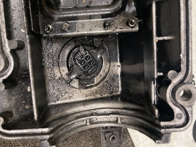 Клапанная крышка BMW 5 E34 2.5 1988-1996 - миниатюра 7