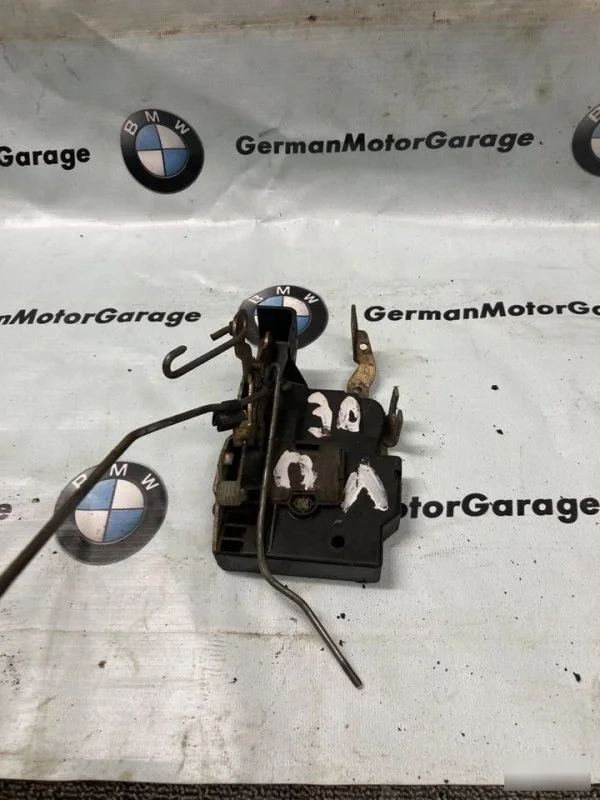 Водительский замок двери BMW 3 E30 - изображение 1