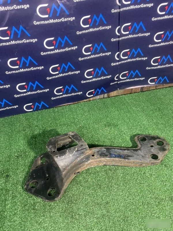 Балка АКПП BMW X5 E53 1999-2003 - изображение 1
