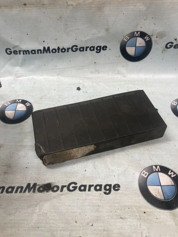 Блок комфорта GM BMW 7 E32 - изображение 1
