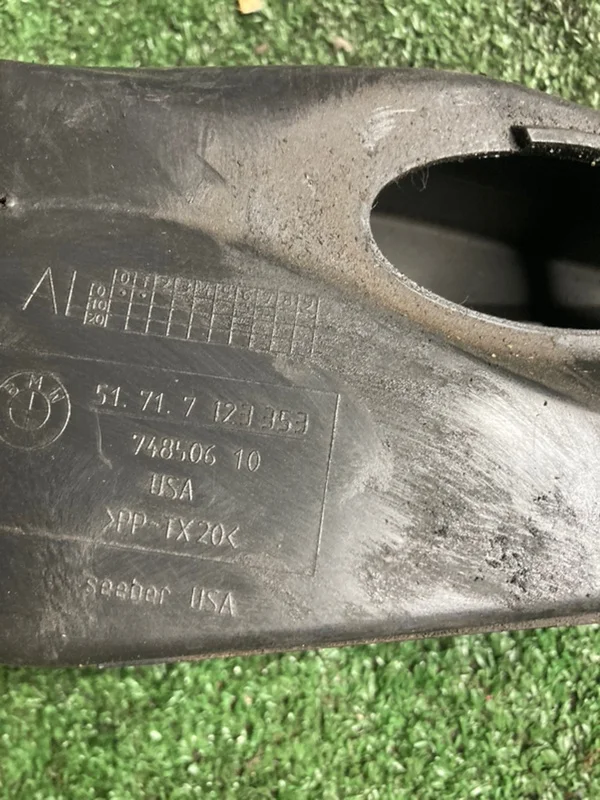 Воздуховод АКПП BMW X5 E53 M54B30 306S3 2004 - миниатюра 5