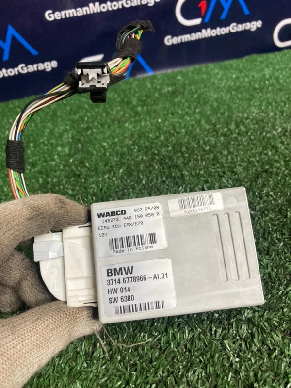 Блок пневмоподвески BMW X5 E70 M57 306D5 2008 - миниатюра 3