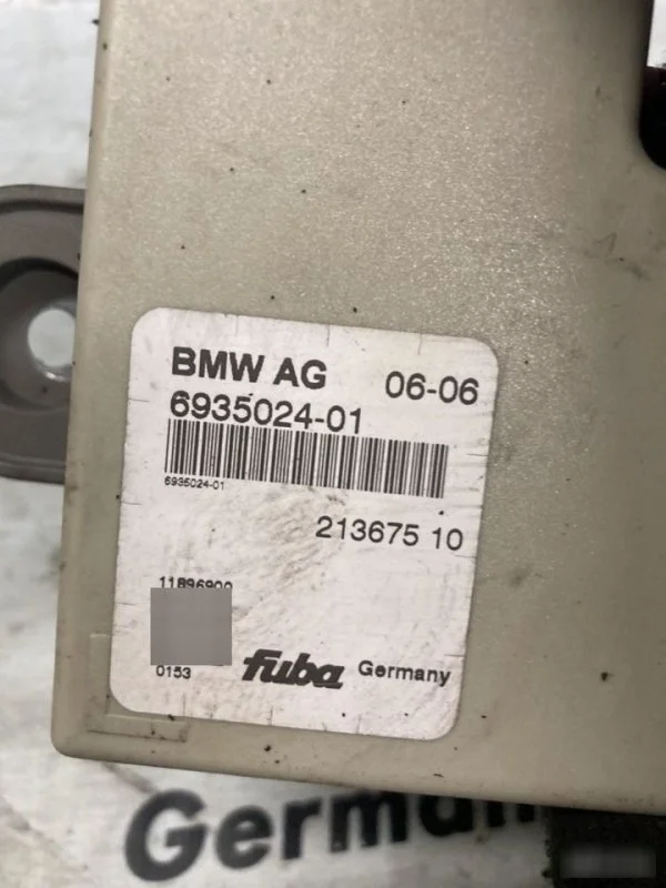 Блок антенны BMW 5 E60 - миниатюра 2
