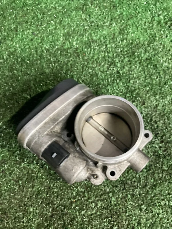 Дроссельная заслонка BMW 5 E39 M54B22 226S1 2002 - миниатюра 3