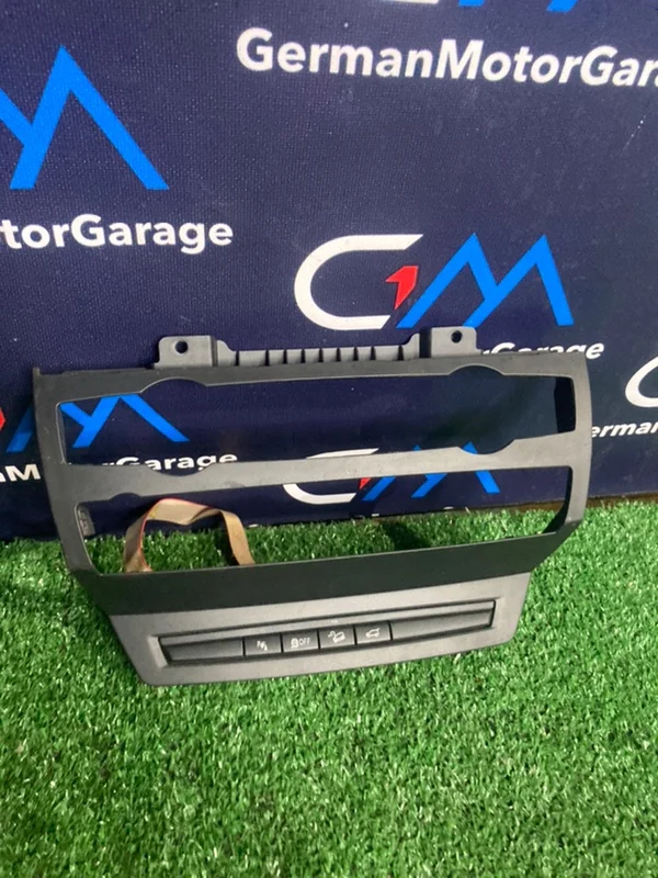 Центральный блок кнопок BMW X6M E71 S63 2010 - миниатюра 3