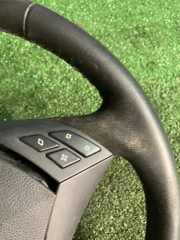 Руль BMW 5 E61 N52B30A 2006 - миниатюра 5