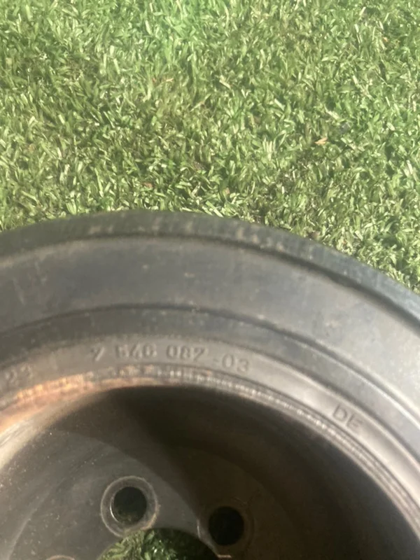Шкив коленвала демпфер BMW 6 E63 N52B30A 2006 - миниатюра 6