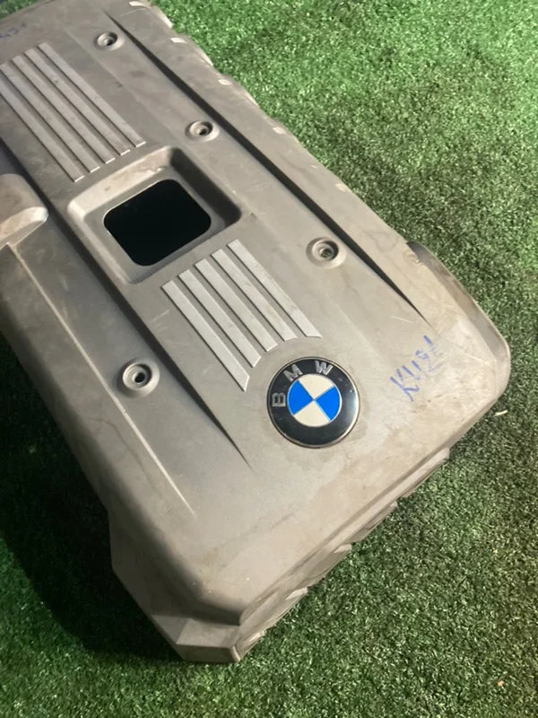 Декоративная крышка двигателя BMW 5 E61 N52B30A - миниатюра 2