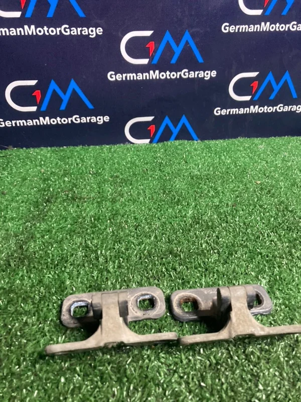 Петля багажника BMW X5 E53 M54B30 306S3 2004 - изображение 1