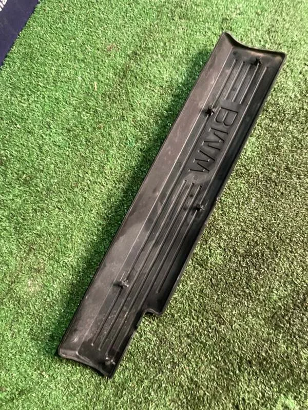 Декоративная крышка двигателя BMW 5 E61 N52B30A - миниатюра 3