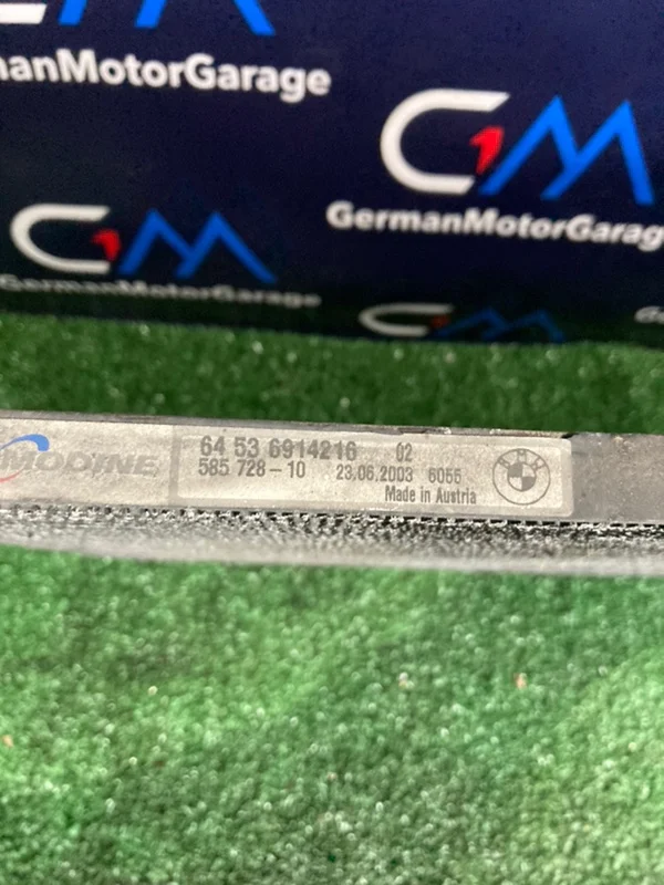 Радиатор кондиционера BMW X5 E53 M57 306D1 2002 - миниатюра 3