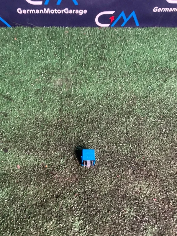 Реле BMW 5 E61 N52B30A 2006 - изображение 1
