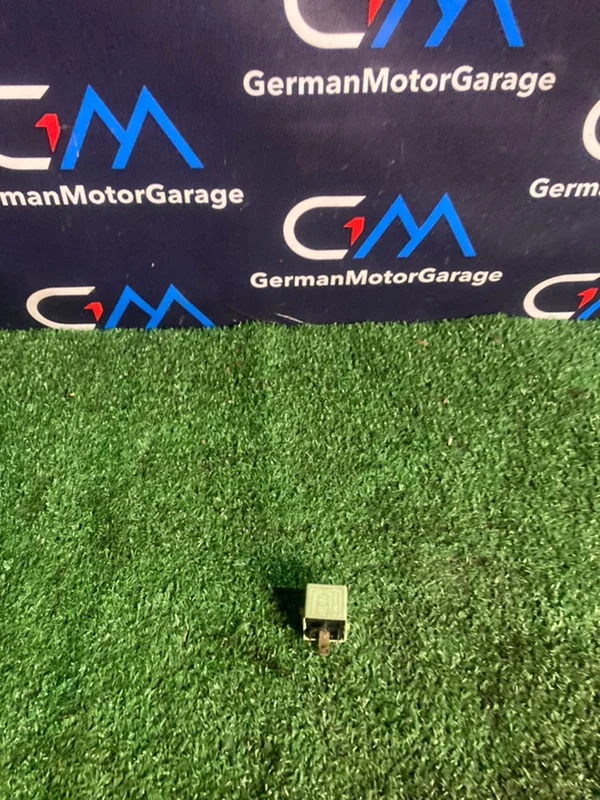 Реле 8373700 BMW 5 E39 M62B44 448S1 1998 - изображение 1