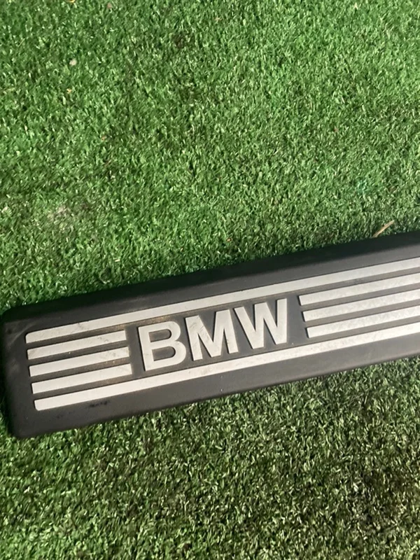 Декоративная крышка двигателя BMW 5 E61 N52B30A - миниатюра 2