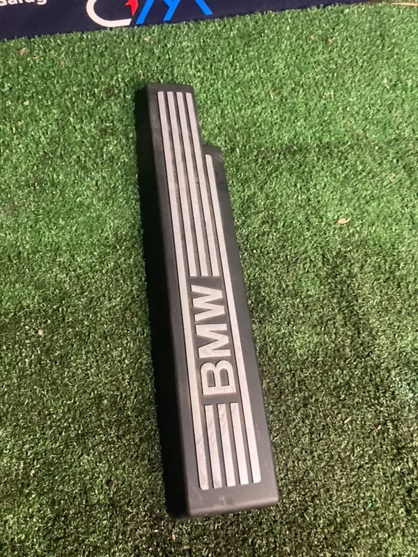 Декоративная крышка двигателя BMW 5 E61 N52B30A - миниатюра 4
