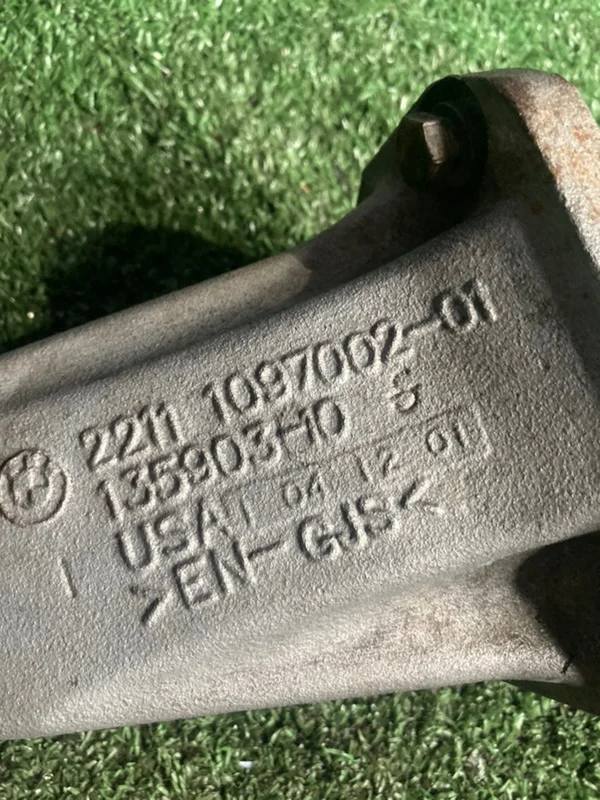 Кронтшейн ДВС правый BMW X5 E53 M57 306D1 2002 - миниатюра 4