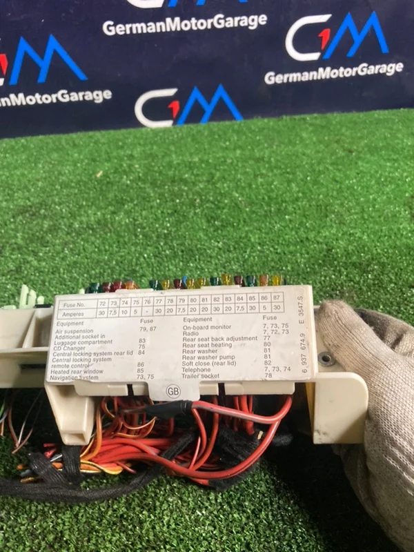 Блок предохранителей BMW X5 E53 M54B30 306S3 2005 - миниатюра 3