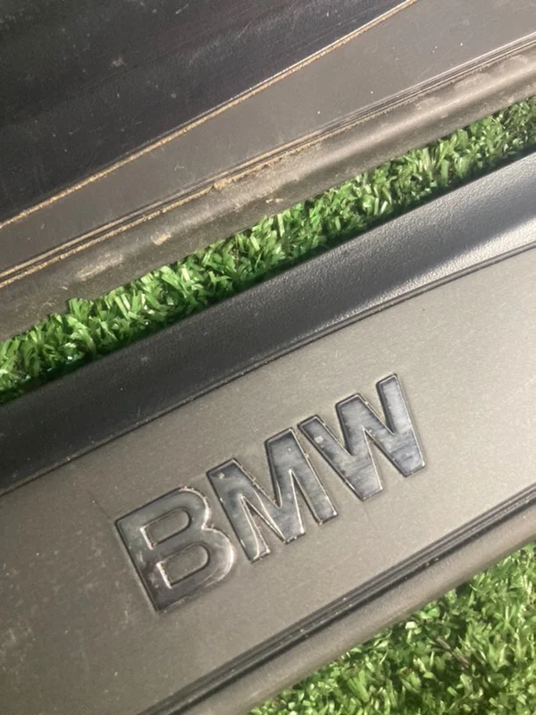 Накладки Порога салона BMW 5 E61 N52B30A 2006 - миниатюра 2