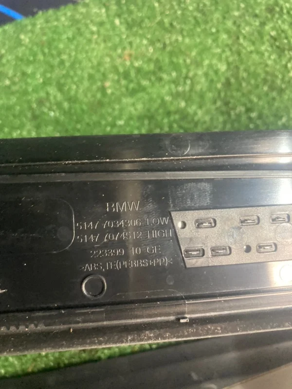Накладки Порога салона BMW 5 E61 N52B30A 2006 - миниатюра 8