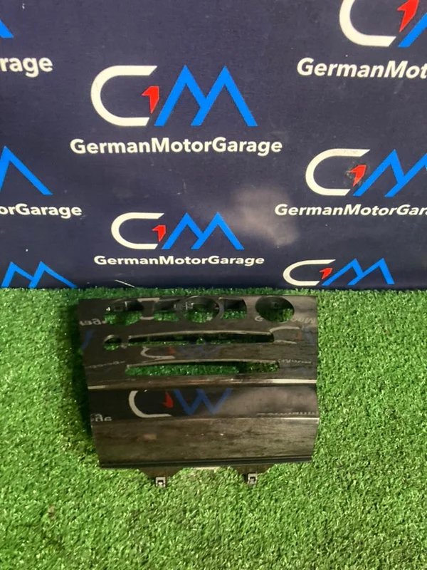 Декоративная накладка торпедо BMW 6 E63 N52B30A - миниатюра 2