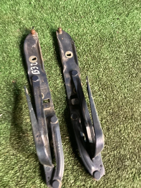 Петли багажника BMW 5 E39 M57 256D1 2002 - миниатюра 2