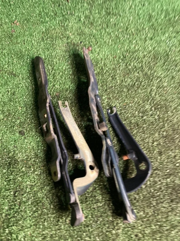 Петли багажника BMW 5 E39 M57 256D1 2002 - миниатюра 4