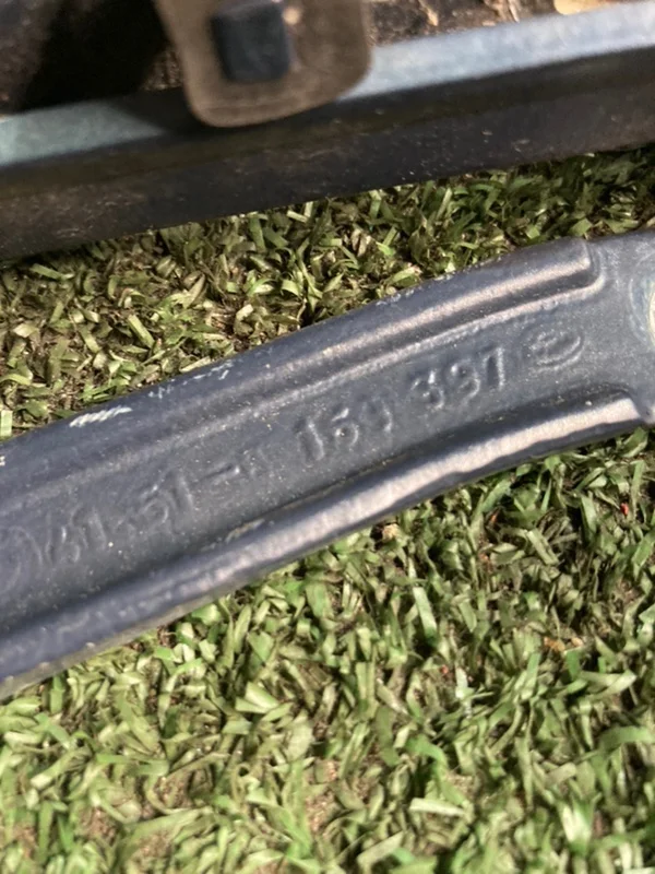 Петли багажника BMW 5 E39 M57 256D1 2002 - миниатюра 5