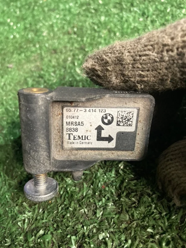 Датчик удара AirBag BMW X3 E83 256S5 M54B25 2004 - миниатюра 2