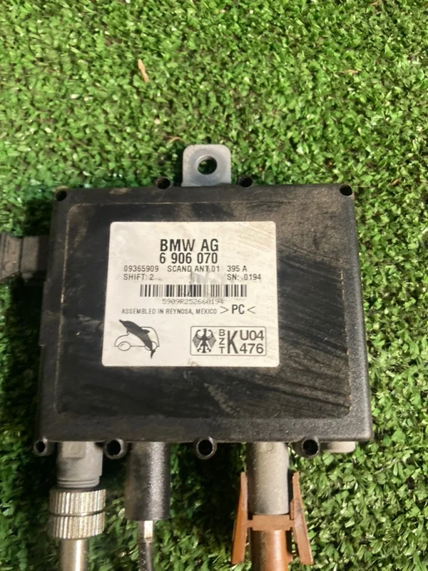 Усилитель антенны BMW X5 E53 M57 306D2 2005 - миниатюра 2