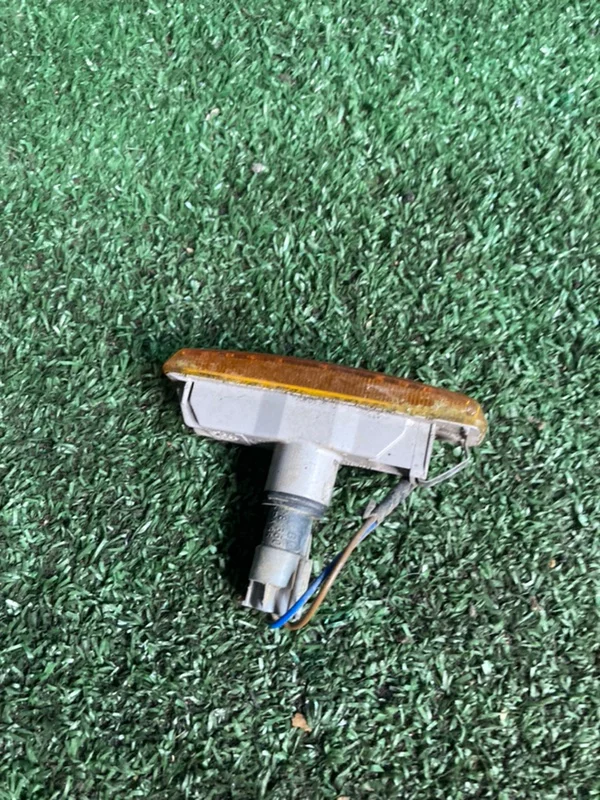 Поворотник в крыло BMW 5 E39 M62B44 448S1 1998 - миниатюра 3