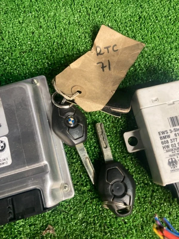 Блок управления ДВС BMW X3 E83 256S5 M54B25 2004 - миниатюра 5