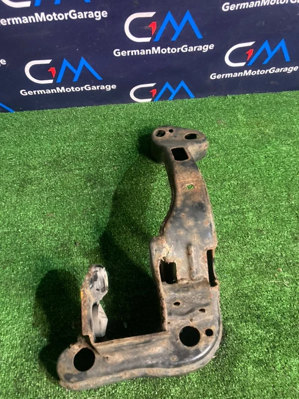Траверса опора АКПП BMW X3 E83 M54B30 306S3 2005 - миниатюра 6