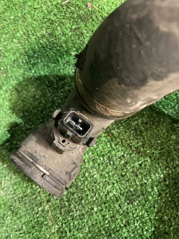 Патрубок радиатора BMW X3 E83 M54B30 306S3 2005 - миниатюра 4