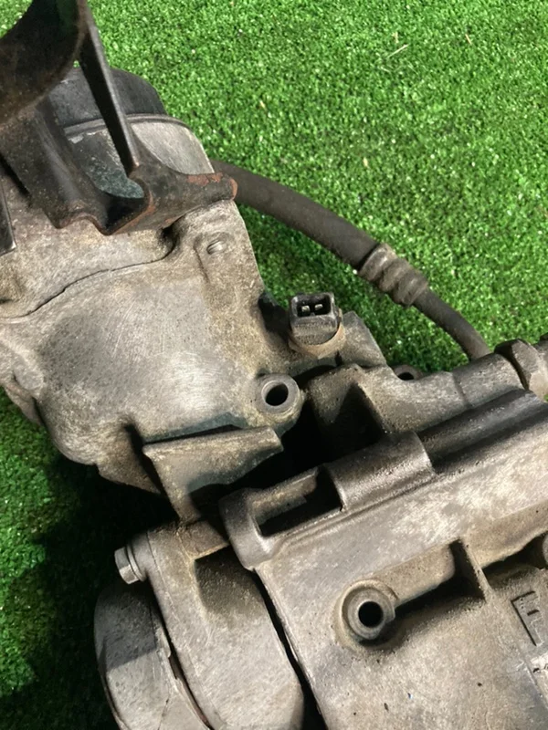 Корпус маслянного фильтра BMW X3 E83 M54B30 306S3 - миниатюра 3
