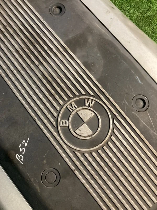 Декоративная крышка двигателя BMW 5 E39 M62B44 - миниатюра 3