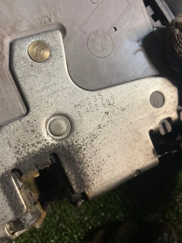 Замок двери задний правый BMW X5 E53 M54B30 306S3 - миниатюра 3