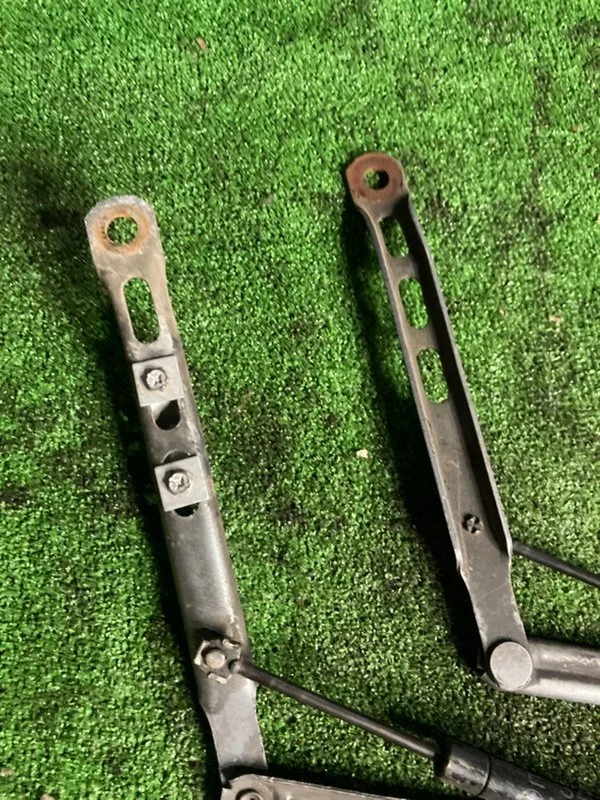 Петли капота BMW 5 E34 M50B20 206S2 1992 - миниатюра 3
