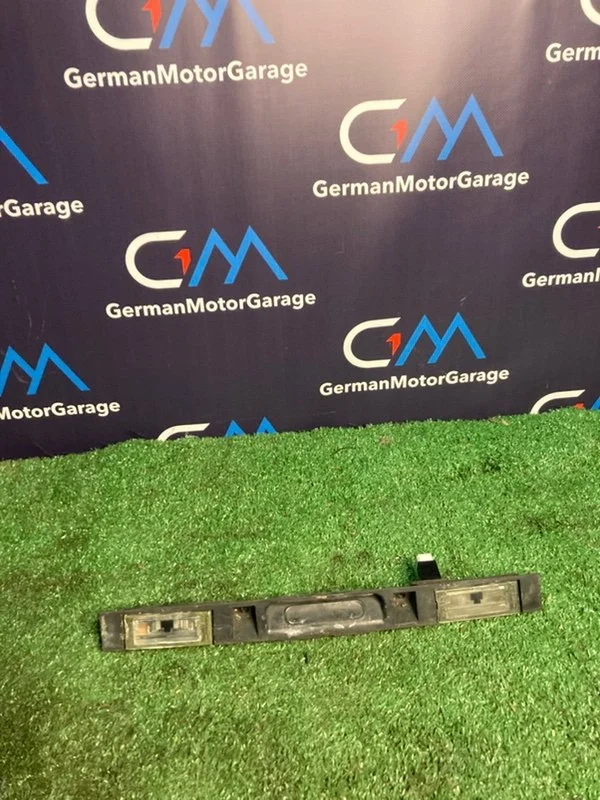 Подсветка номера BMW X3 E83 256S5 M54B25 2004 - изображение 1