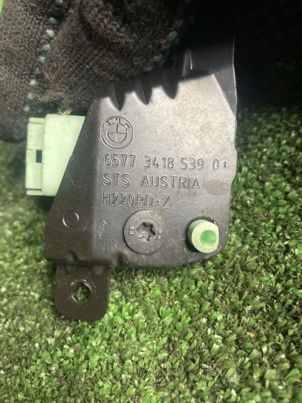Держатель датчика двери BMW X3 E83 256S5 M54B25 - миниатюра 2